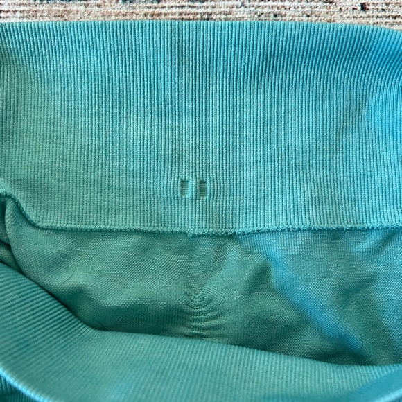 Gymshark camo leggings - Picture 5 of 6